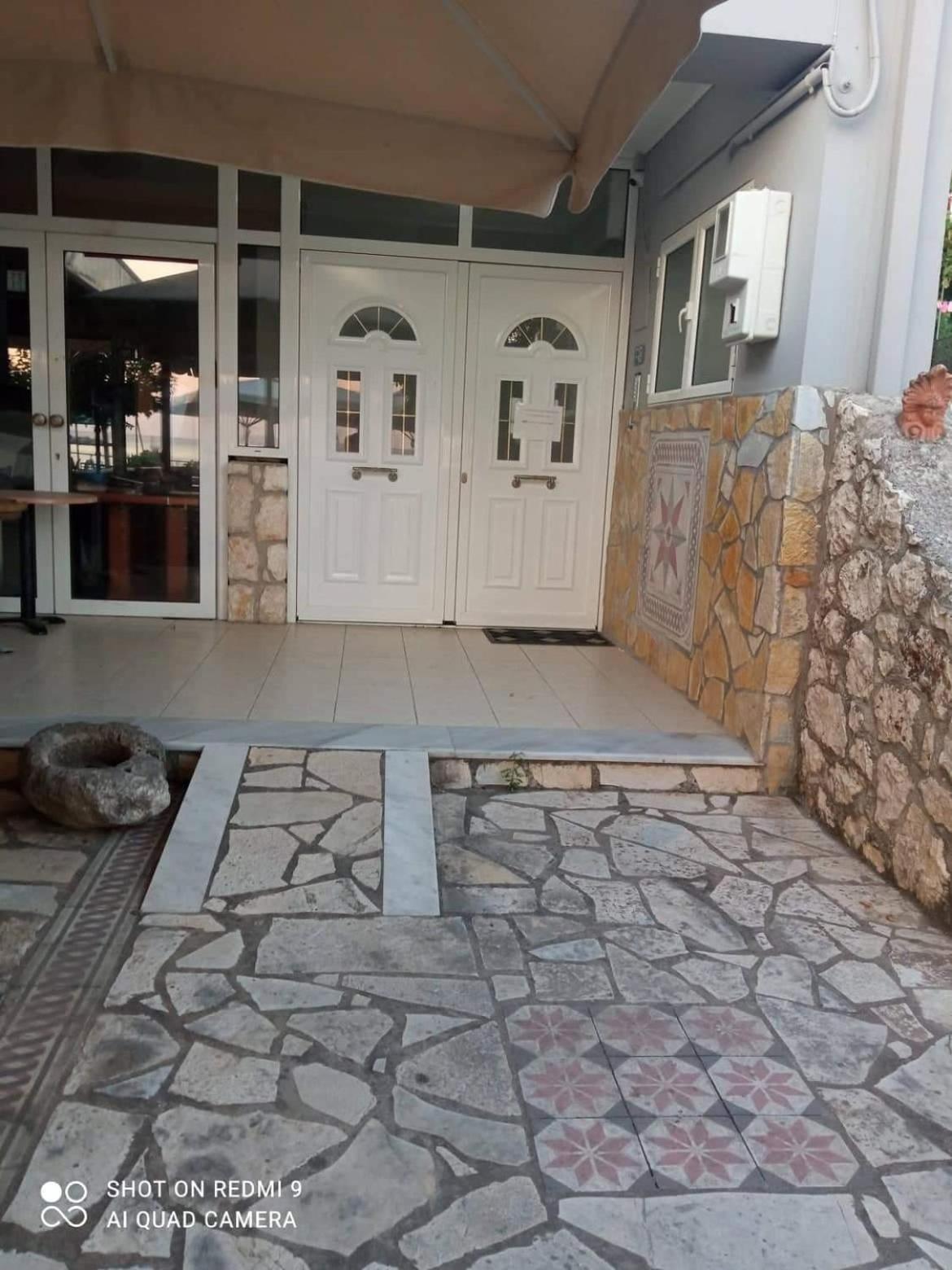 Vasilis Travlos Apartment Πόρος Εξωτερικό φωτογραφία