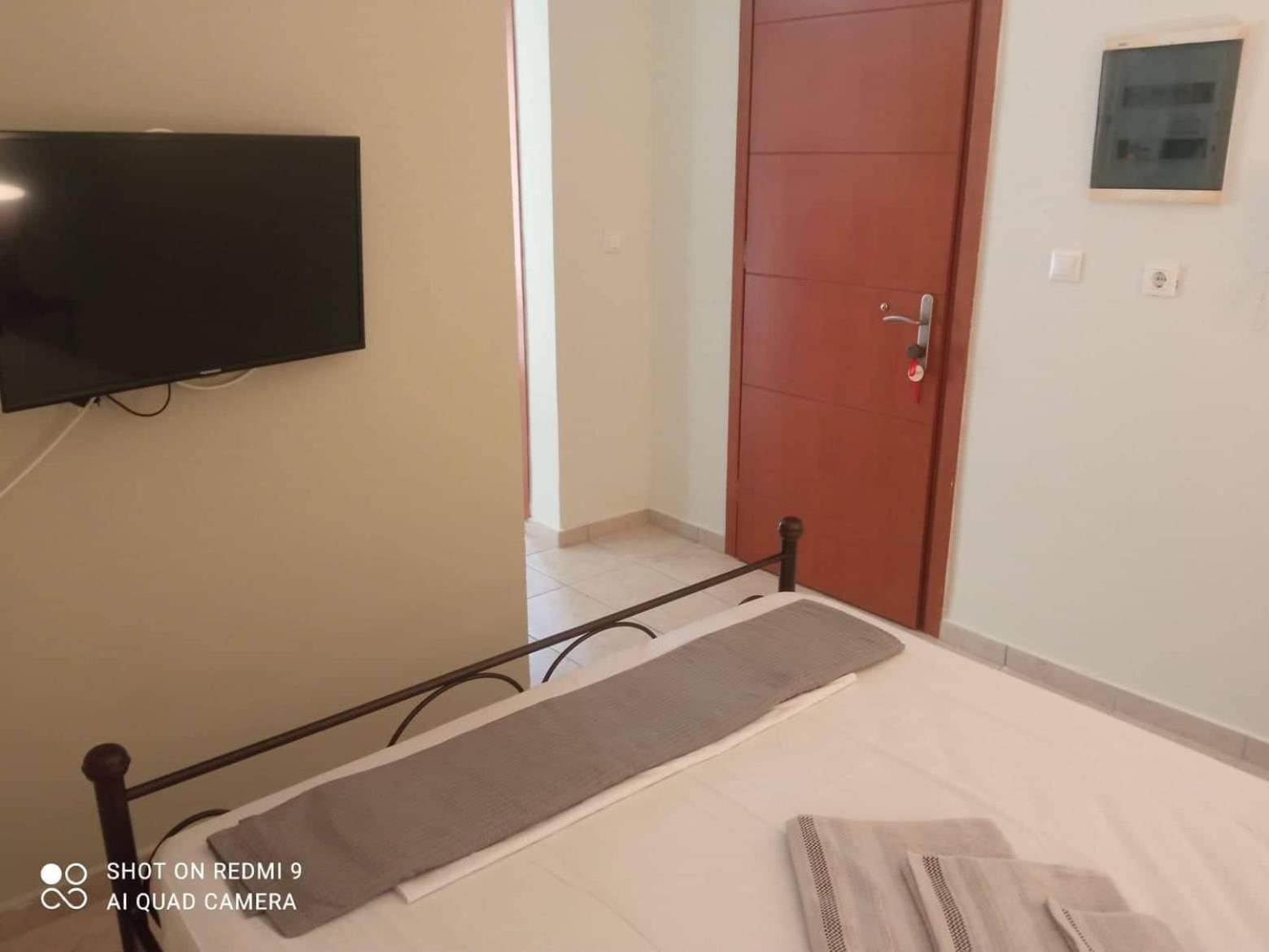 Vasilis Travlos Apartment Πόρος Εξωτερικό φωτογραφία