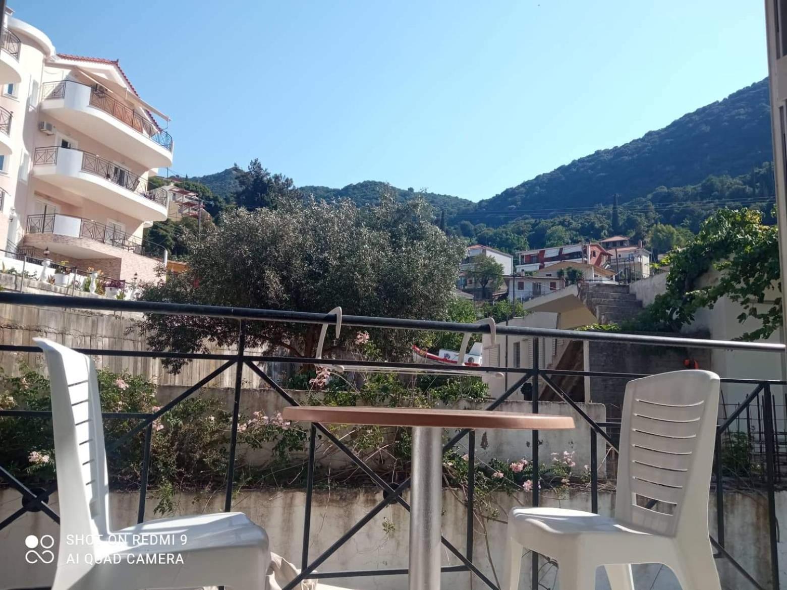 Vasilis Travlos Apartment Πόρος Εξωτερικό φωτογραφία
